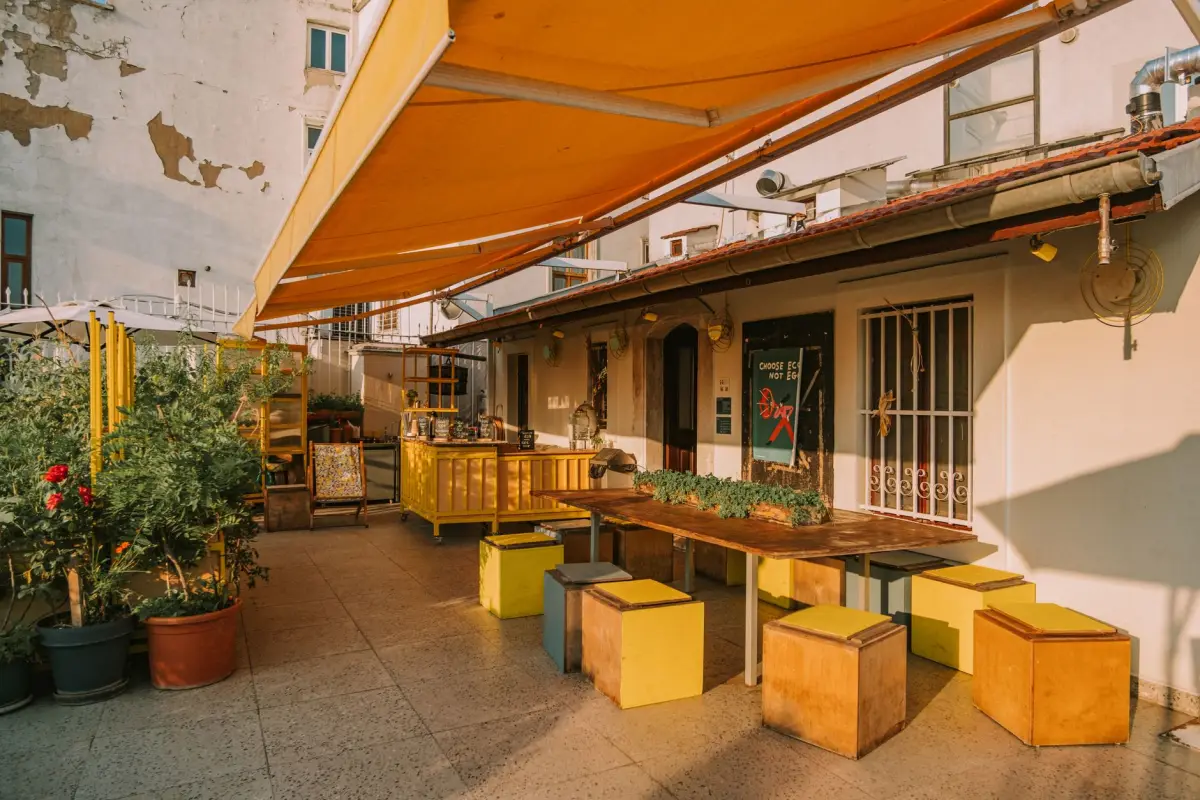 Retractable Awnings in Ontario, CA